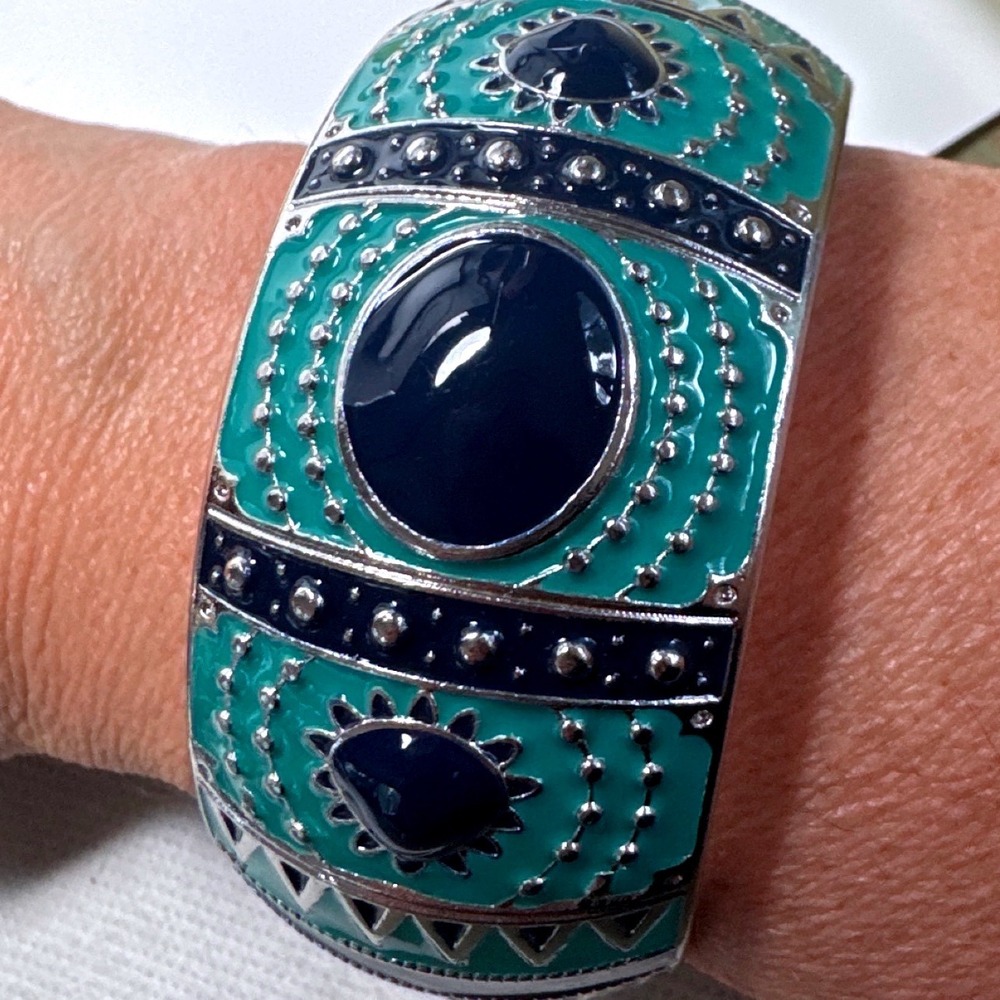 Boho Silver Tone Teal Navy Blue Enamel Hinged Bangle Bracelet with Cabochons‎